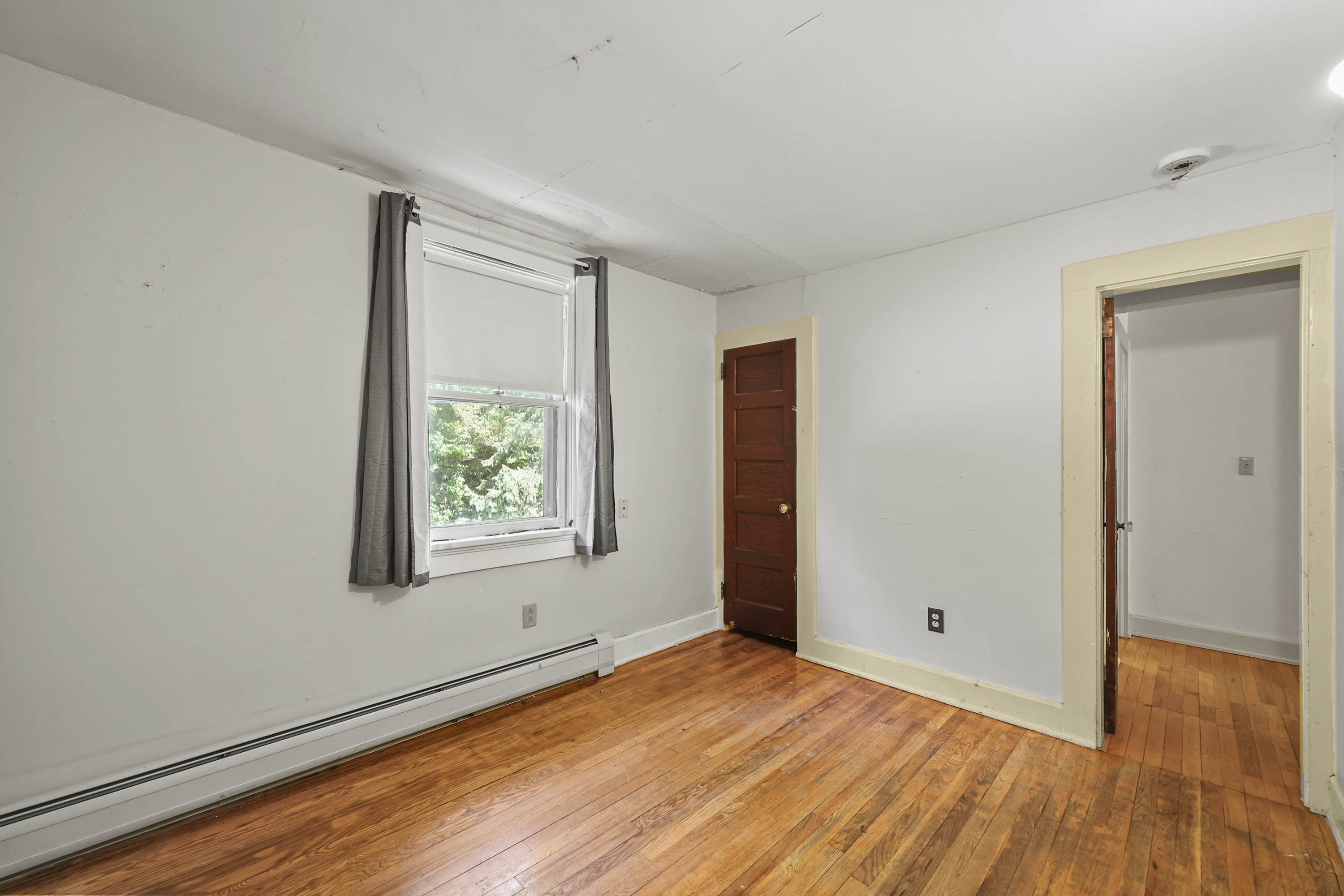  CHARMING STOCKBRIDGE 4-BED HOME AWAITS YOUR VISION - 物件實景