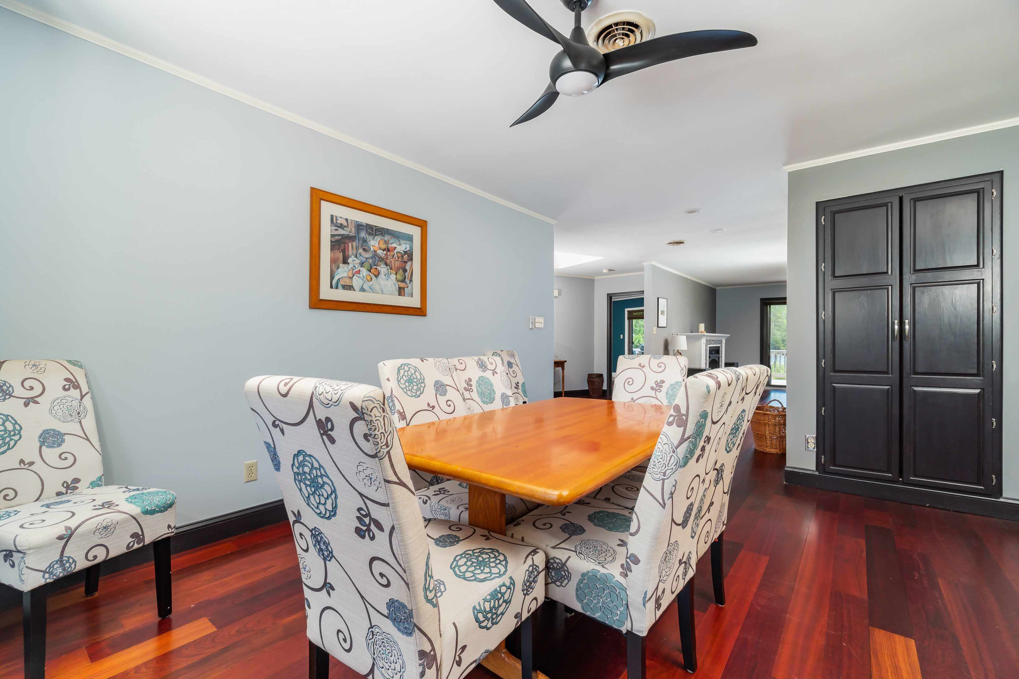 Oriental, North Carolina, 28571, United States, 2 Bedrooms Bedrooms, ,3 BathroomsBathrooms,Residential,For Sale,1943543