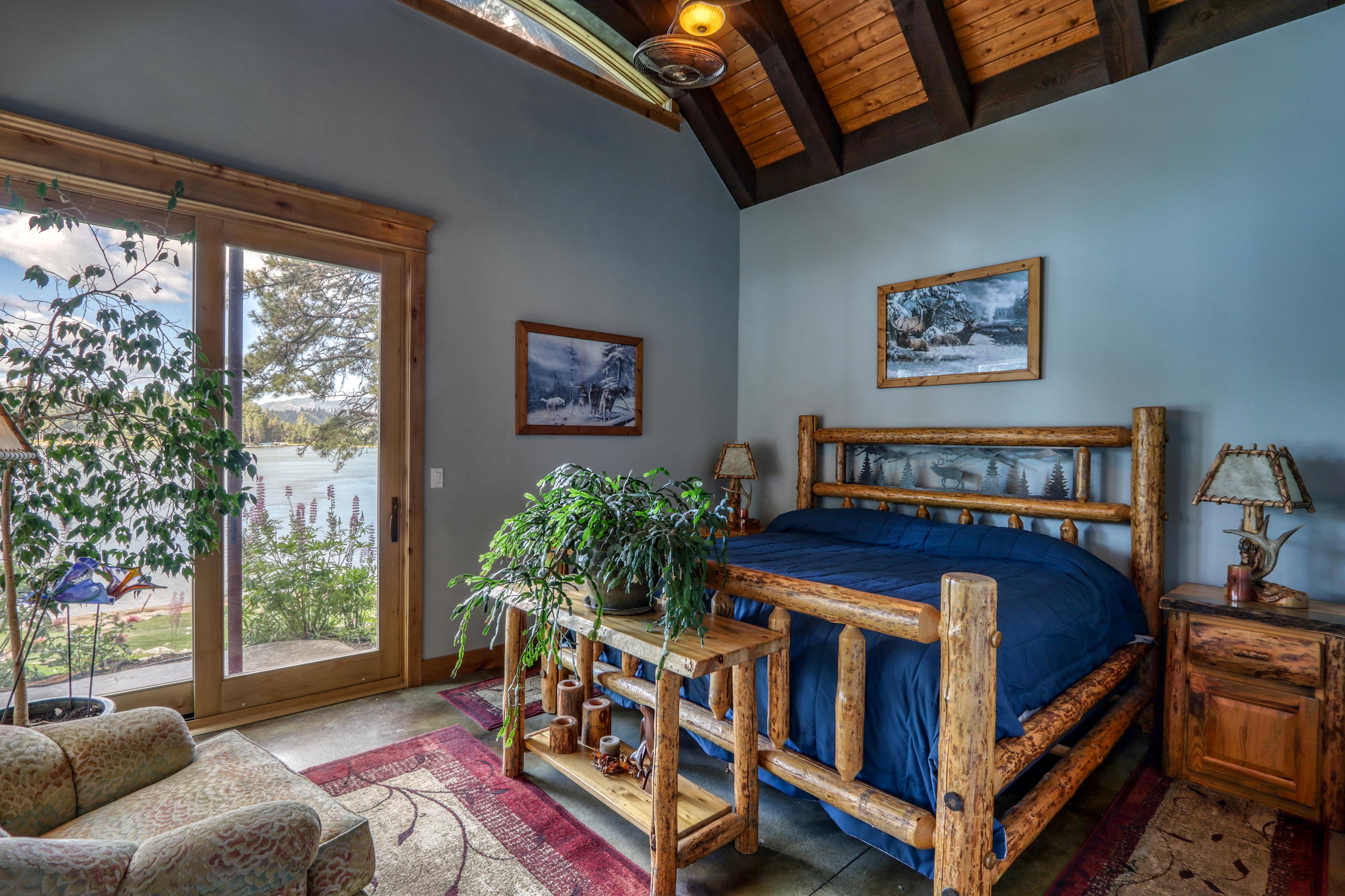 Sandpoint, Idaho, 83864, United States, 2 Bedrooms Bedrooms, ,4 BathroomsBathrooms,Residential,For Sale,1806623