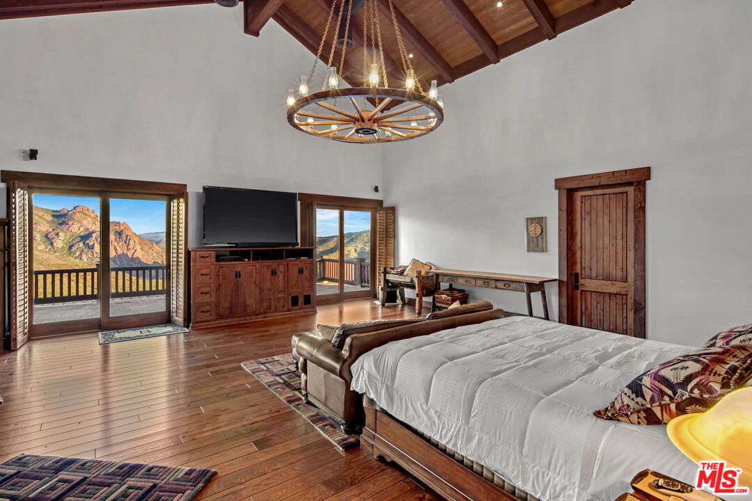 Malibu, California, 90265, United States, 3 Bedrooms Bedrooms, ,5 BathroomsBathrooms,Residential,For Sale,1760358