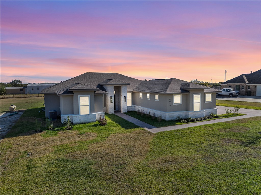 Bryan, Texas, 77808, United States, 3 Bedrooms Bedrooms, ,3 BathroomsBathrooms,Residential,For Sale,1990427