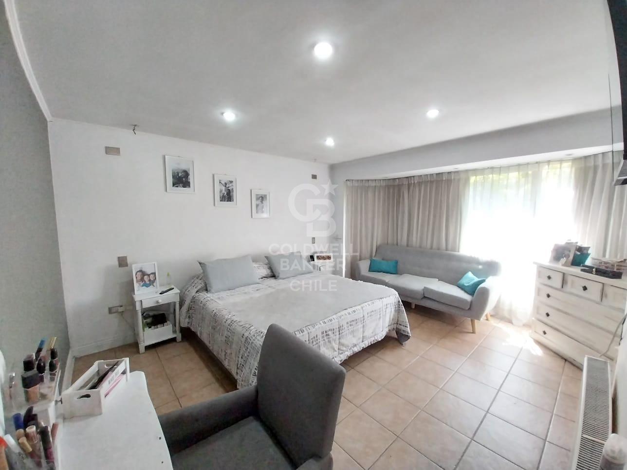 La Reina, Chile, 5 Bedrooms Bedrooms, ,4 BathroomsBathrooms,Residential,For Sale,1728791