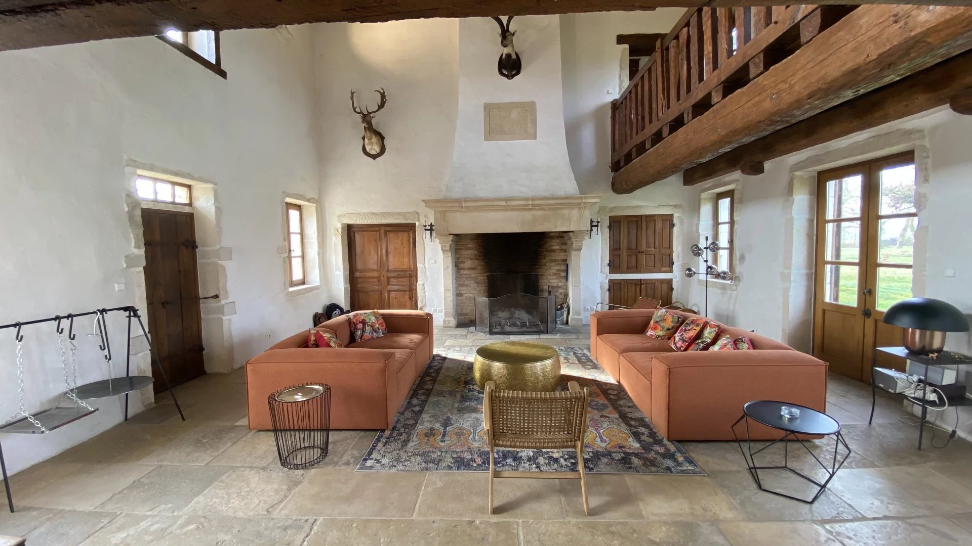 Villars-les-Dombes, Auvergne-Rhône-Alpes, 01330, FR, 7 Bedrooms Bedrooms, ,16 BathroomsBathrooms,Residential,For Sale,1994546