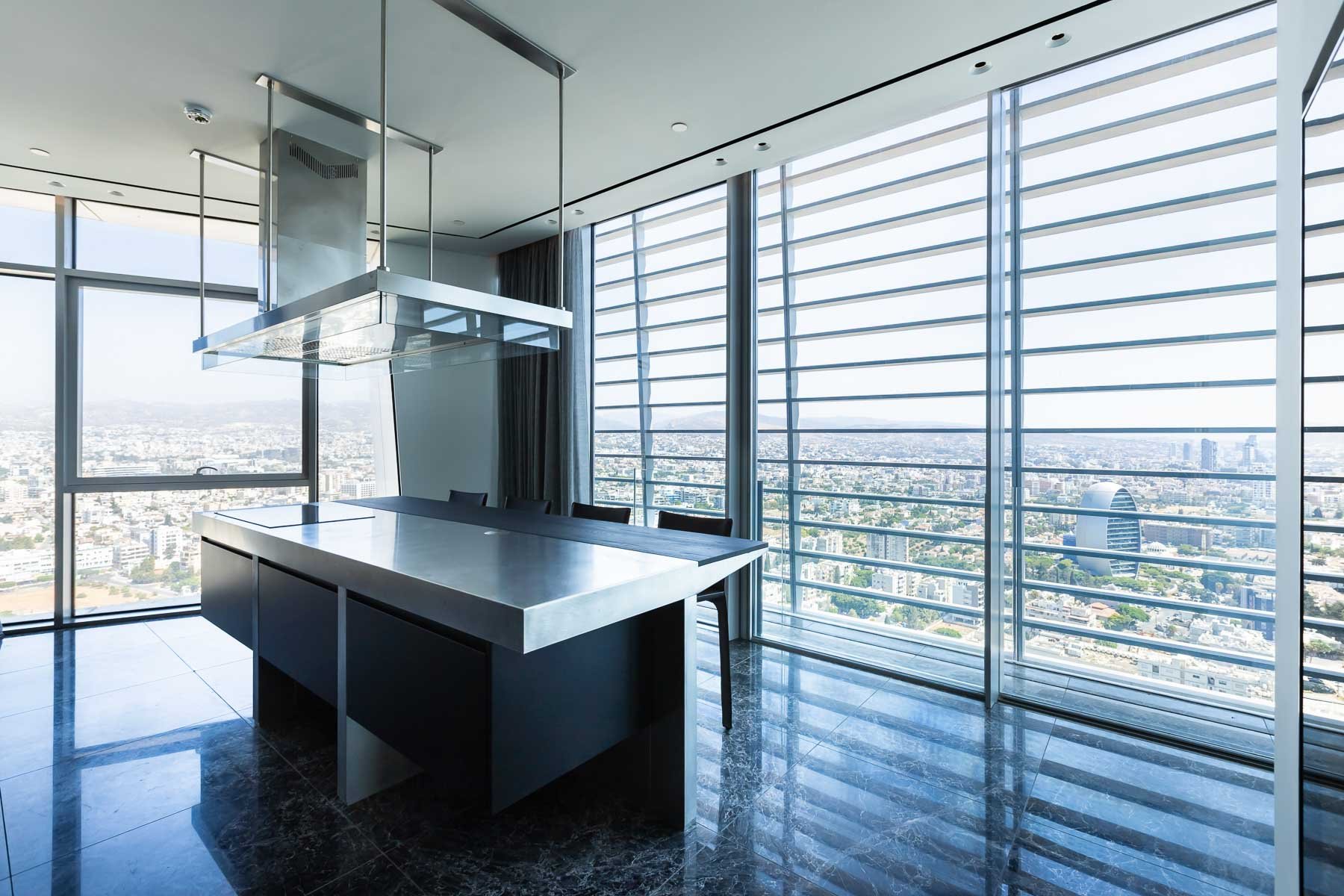  Beachfront Whole-Floor Sky Residence Panoramic Sea Views in Limassol - 物件實景