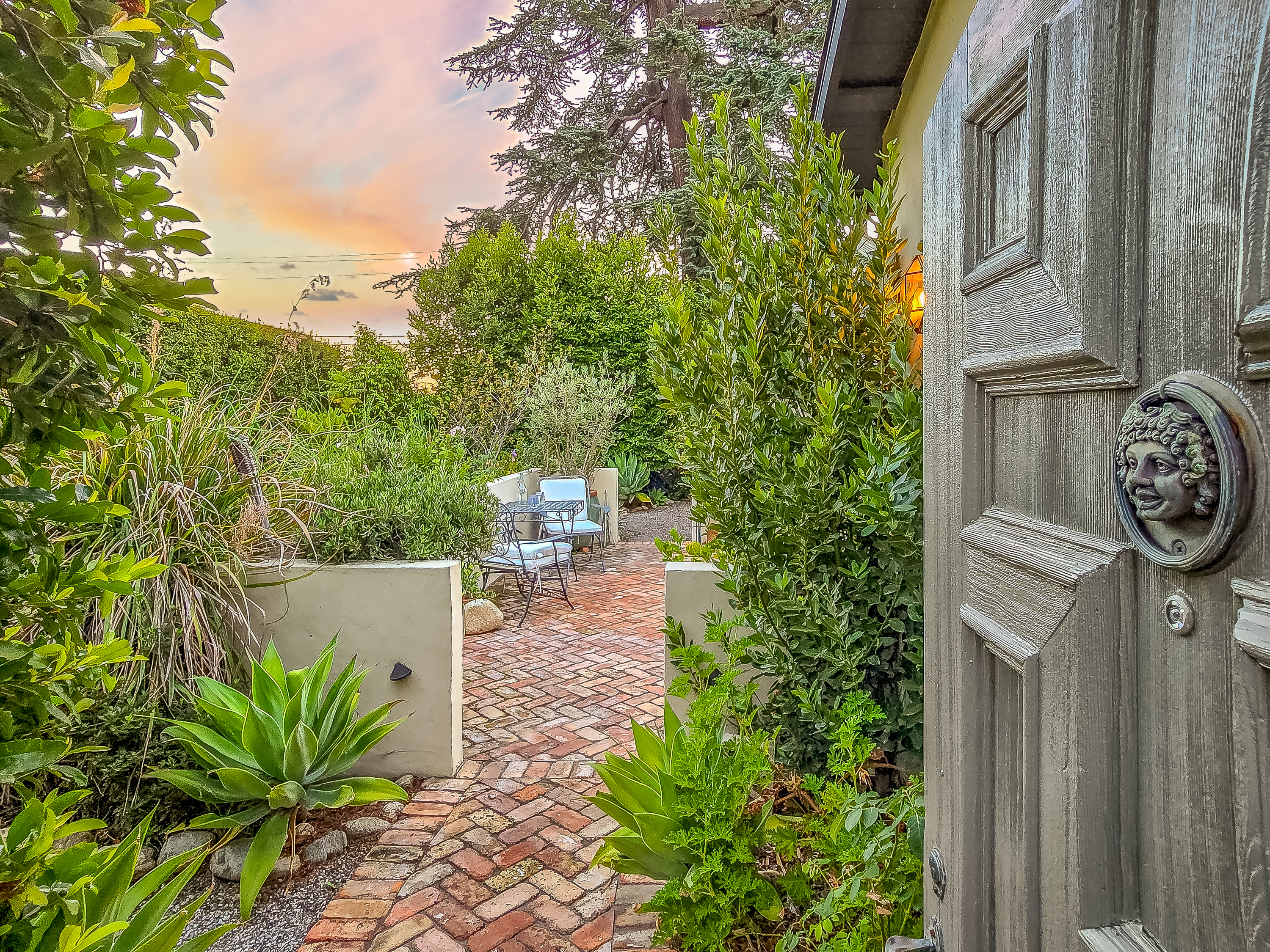  759-761 West 11th Street, Claremont, CA 91711 - 物件實景