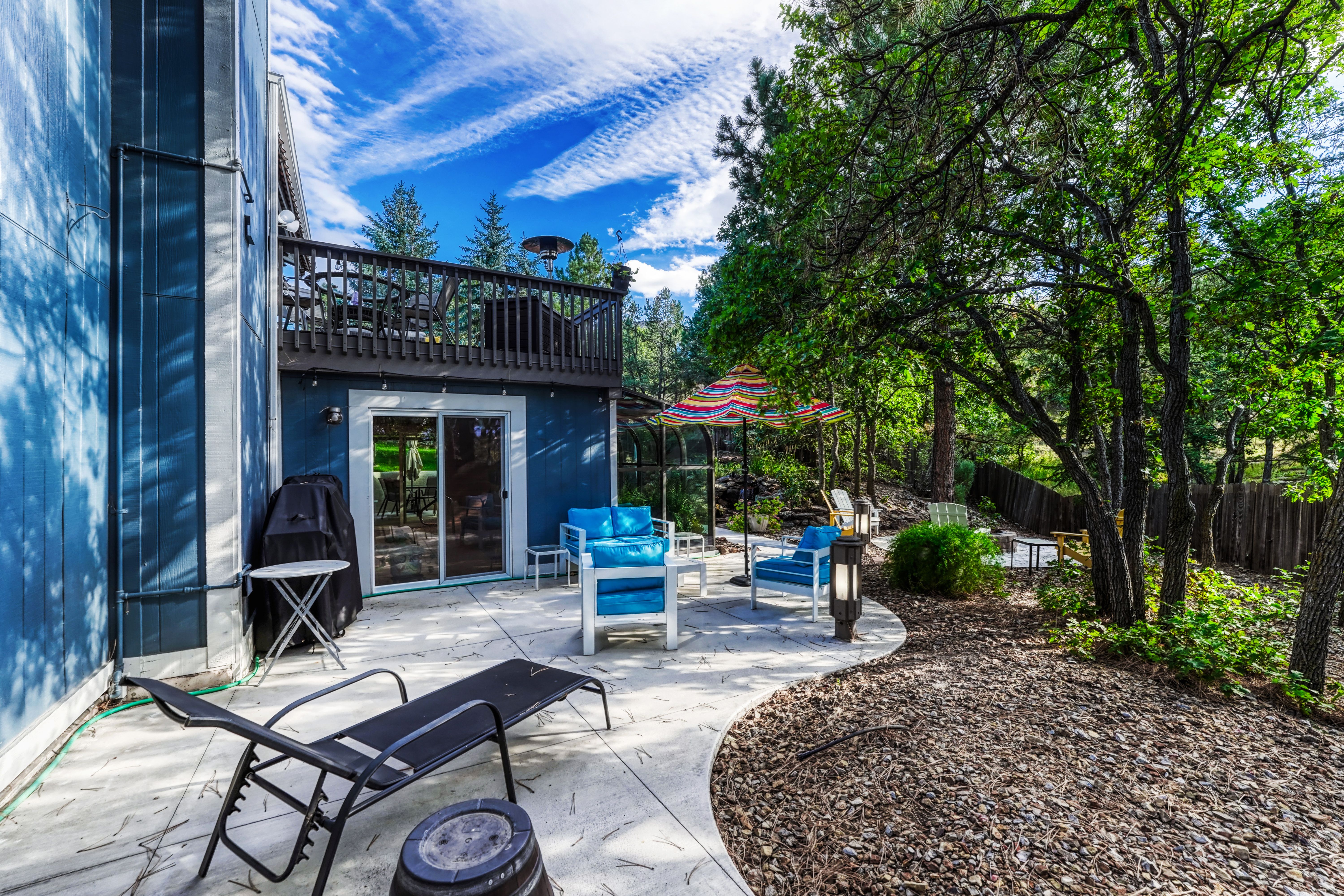  Renovated Ranch with Outdoor Living - 物件實景
