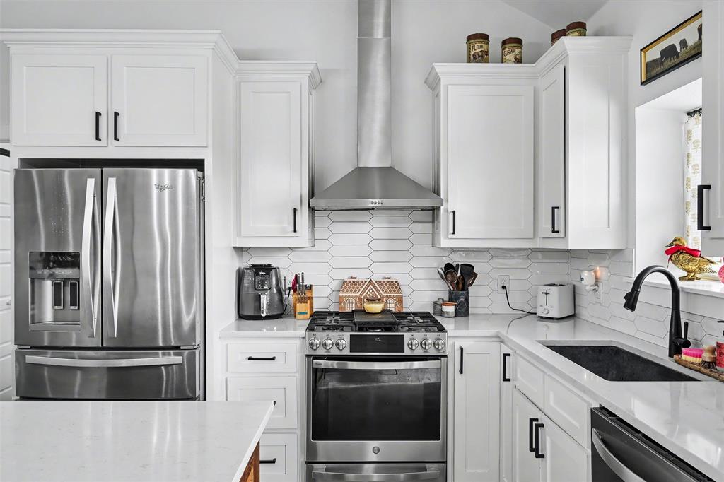 Alvord, Texas, 76225, United States, 3 Bedrooms Bedrooms, ,2 BathroomsBathrooms,Residential,For Sale,2006100