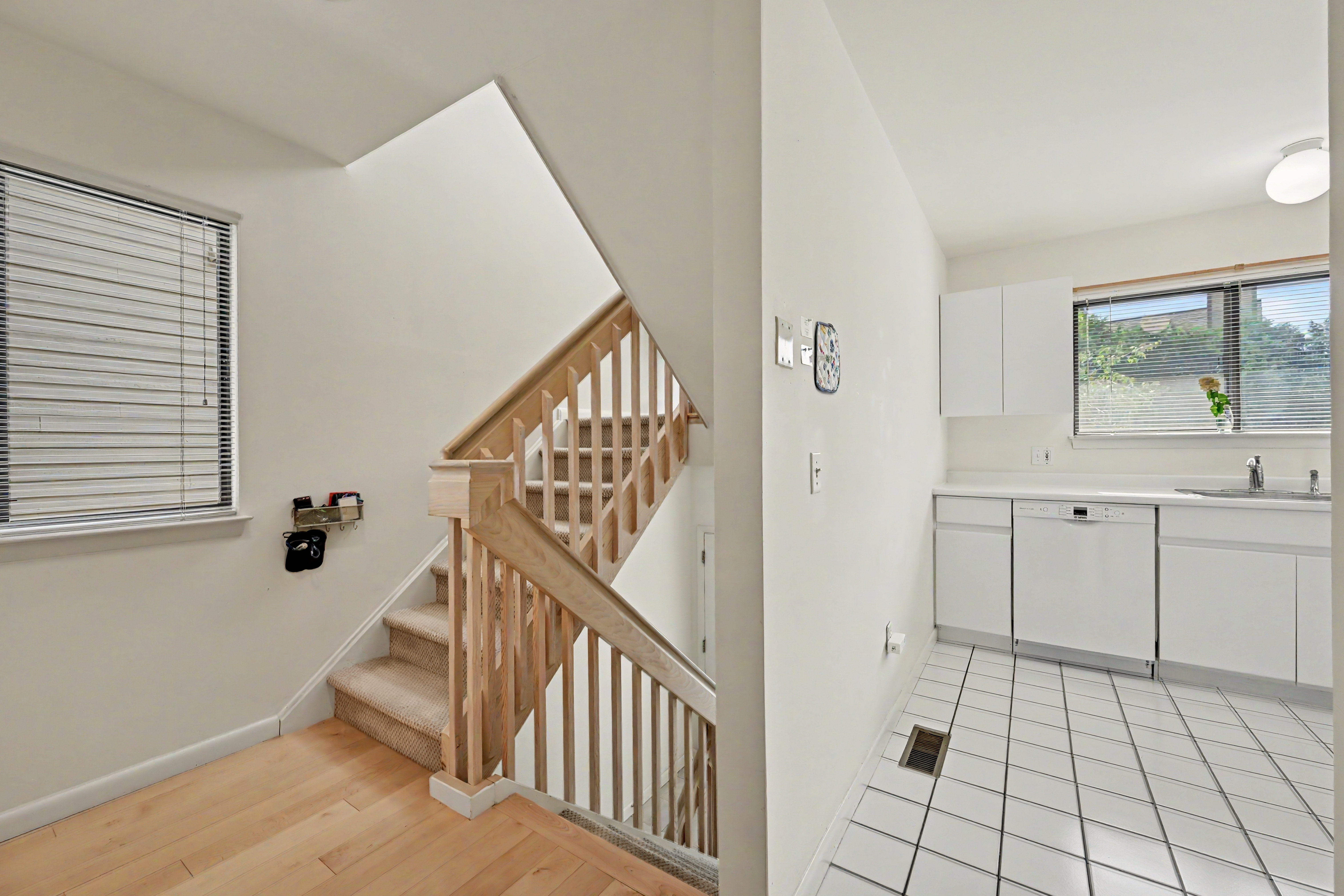  2435 Bedford Street - 物件實景