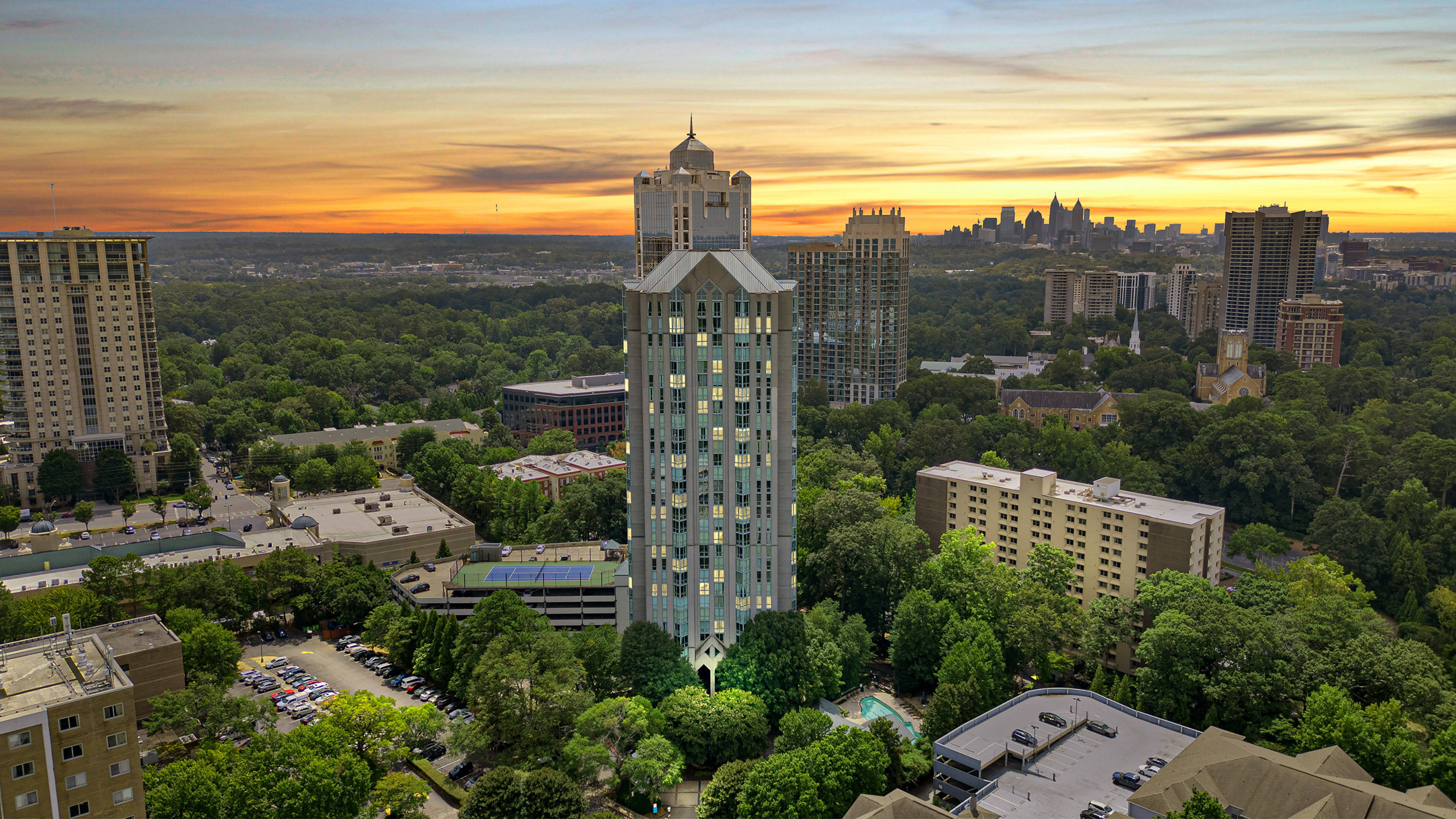  Elevated Living at Beautifully Renovated Buckhead Residence - 物件實景