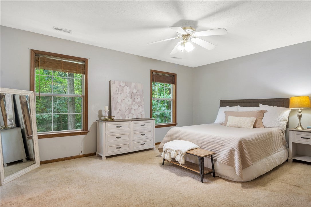 Williamsburg, Virginia, 23185, United States, 4 Bedrooms Bedrooms, ,3 BathroomsBathrooms,Residential,For Sale,1901513
