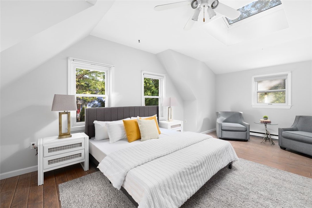 South Kingstown, Rhode Island, 02879, United States, 3 Bedrooms Bedrooms, ,2 BathroomsBathrooms,Residential,For Sale,1987683