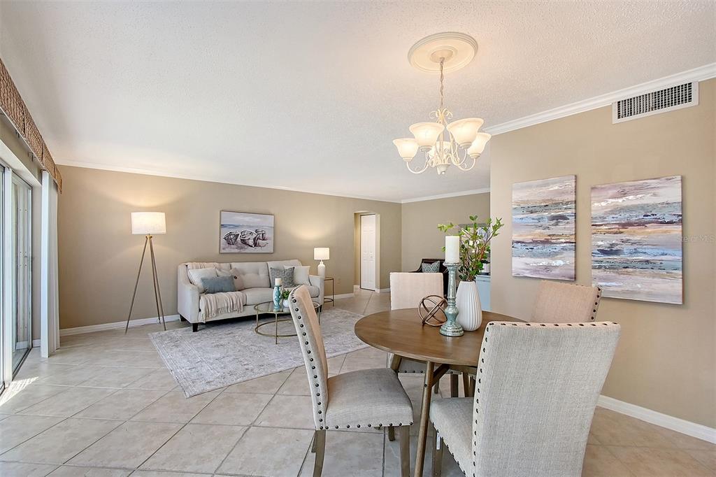 Sarasota, Florida, 34236, United States, 2 Bedrooms Bedrooms, ,2 BathroomsBathrooms,Residential,For Sale,1866330