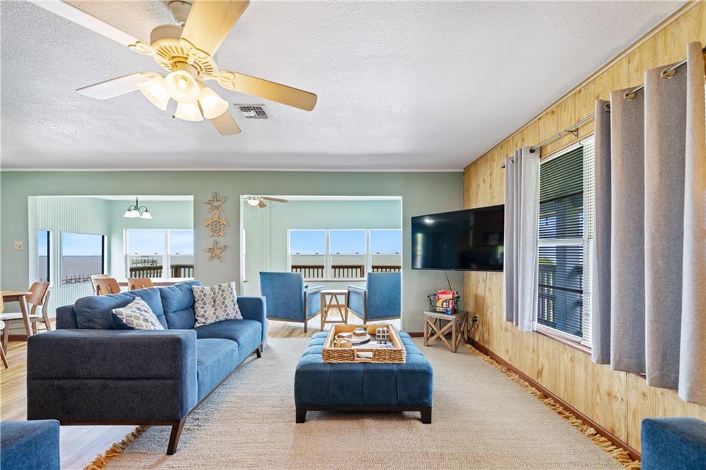 Riviera, Texas, 78379, United States, 3 Bedrooms Bedrooms, ,2 BathroomsBathrooms,Residential,For Sale,1857703