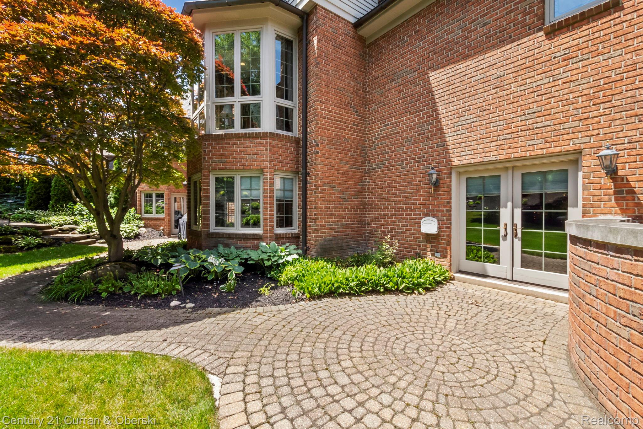 Northville, Michigan, 48168, United States, 5 Bedrooms Bedrooms, ,6 BathroomsBathrooms,Residential,For Sale,2023704