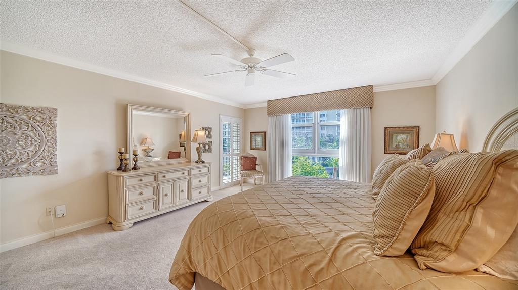 Sarasota, Florida, 34236, United States, 2 Bedrooms Bedrooms, ,2 BathroomsBathrooms,Residential,For Sale,1793887