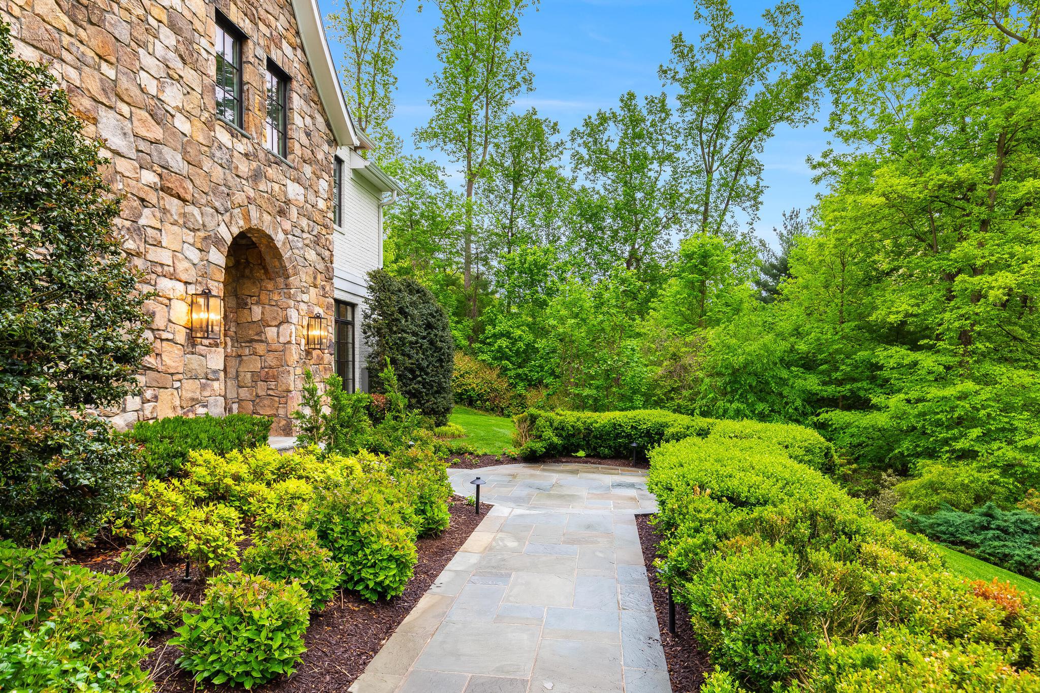  6704 Lupine Lane, Mclean, VA, 22101 - 物件實景