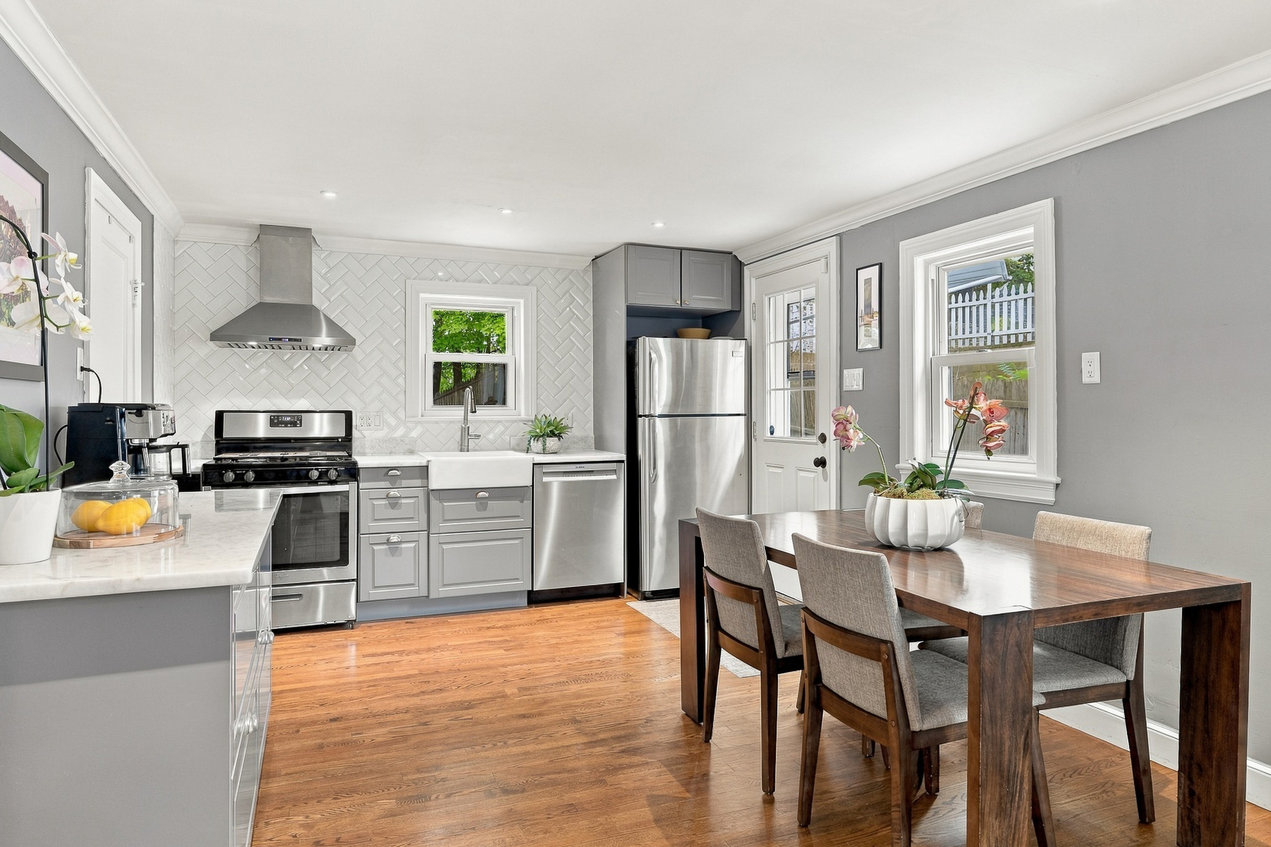 28 Eastman Avenue, Swampscott, MA, 01907 - 物件實景