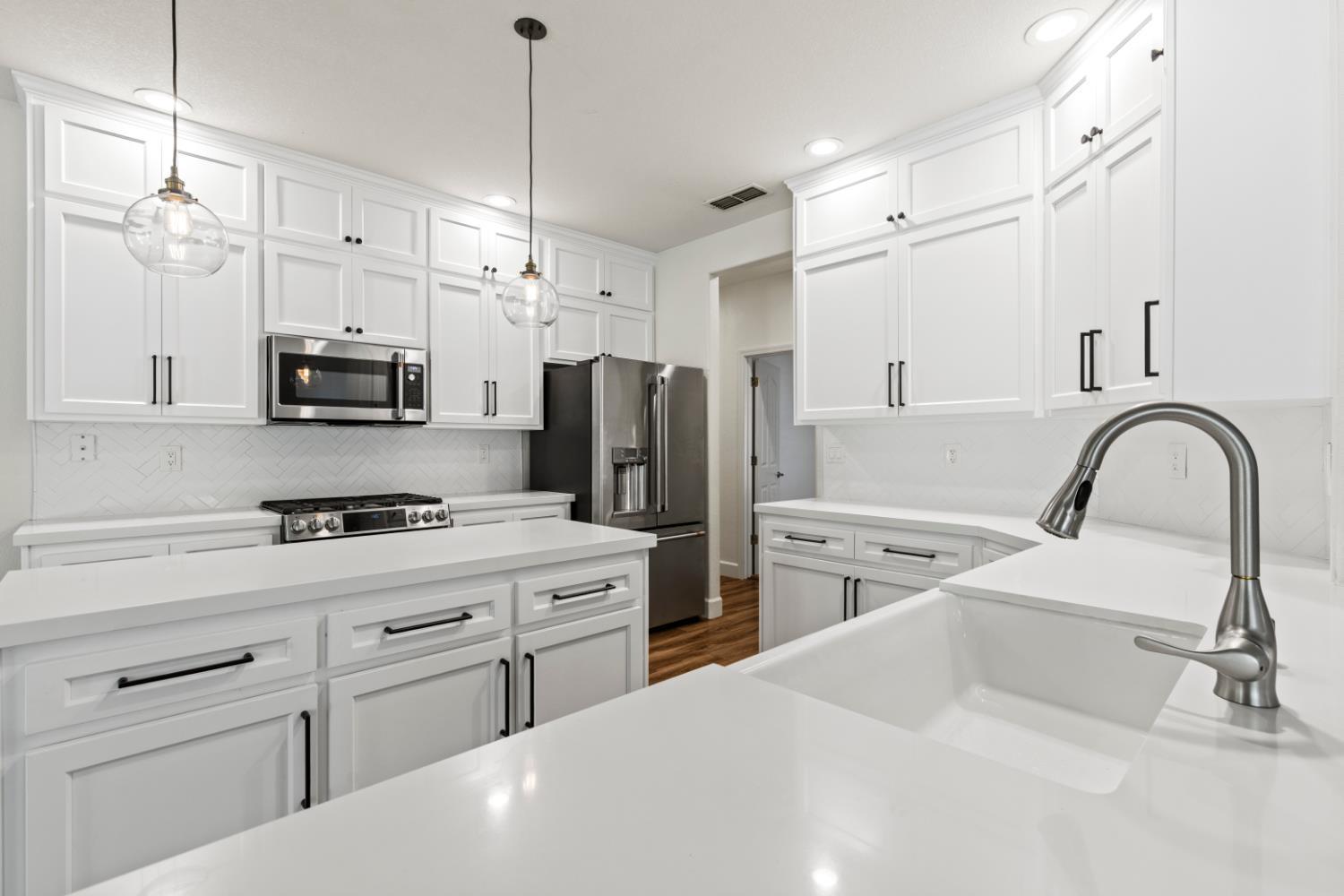 Yuba City, California, 95993, United States, 4 Bedrooms Bedrooms, ,2 BathroomsBathrooms,Residential,For Sale,1981154