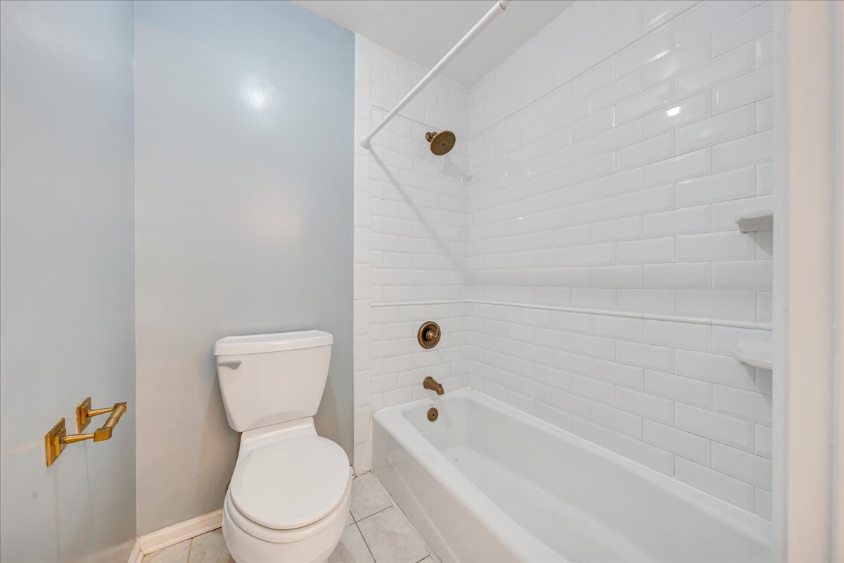 Roanoke, Virginia, 24015, United States, 5 Bedrooms Bedrooms, ,3 BathroomsBathrooms,Residential,For Sale,2043623