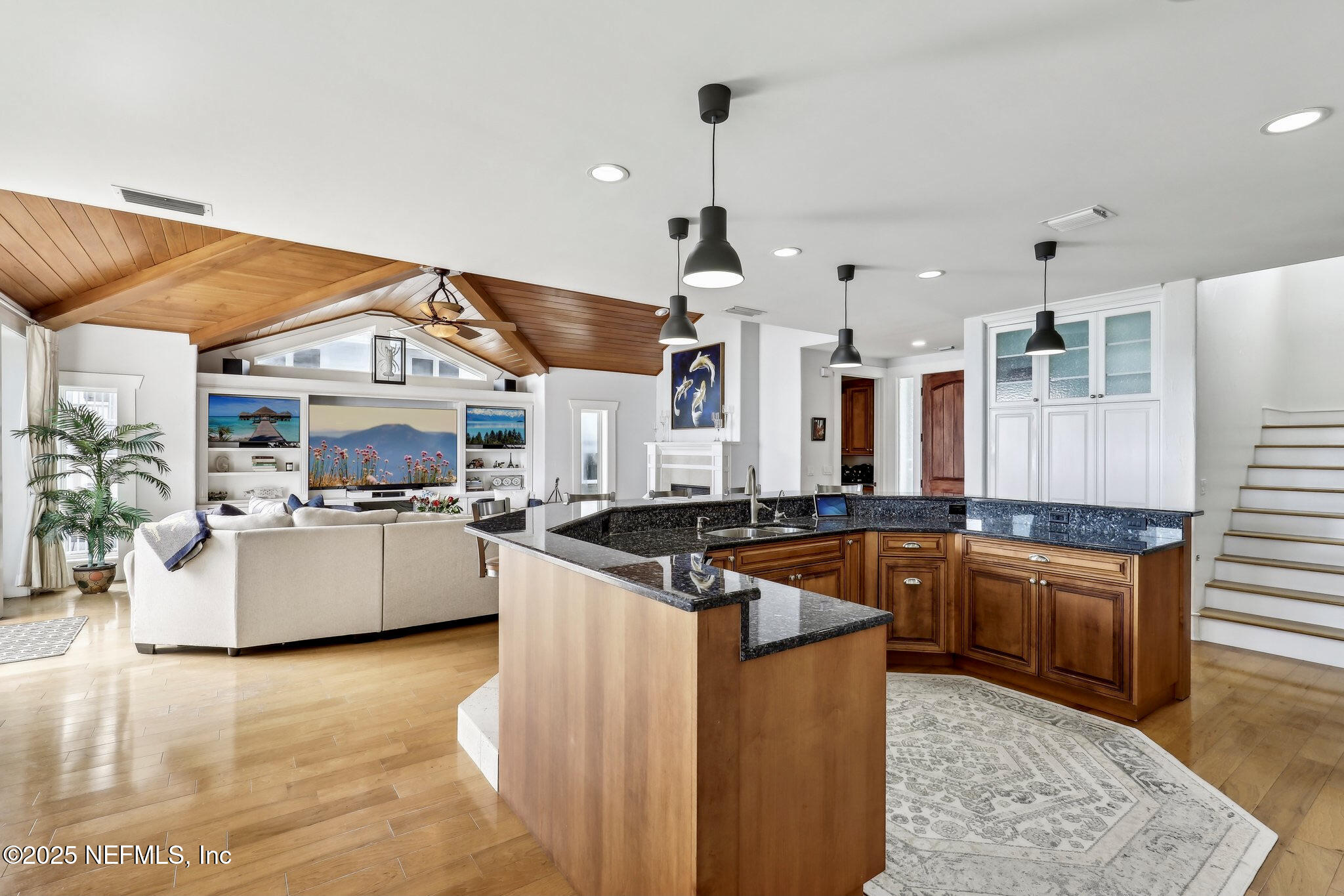 Neptune Beach, Florida, 32266, United States, 5 Bedrooms Bedrooms, ,4 BathroomsBathrooms,Residential,For Sale,1729461