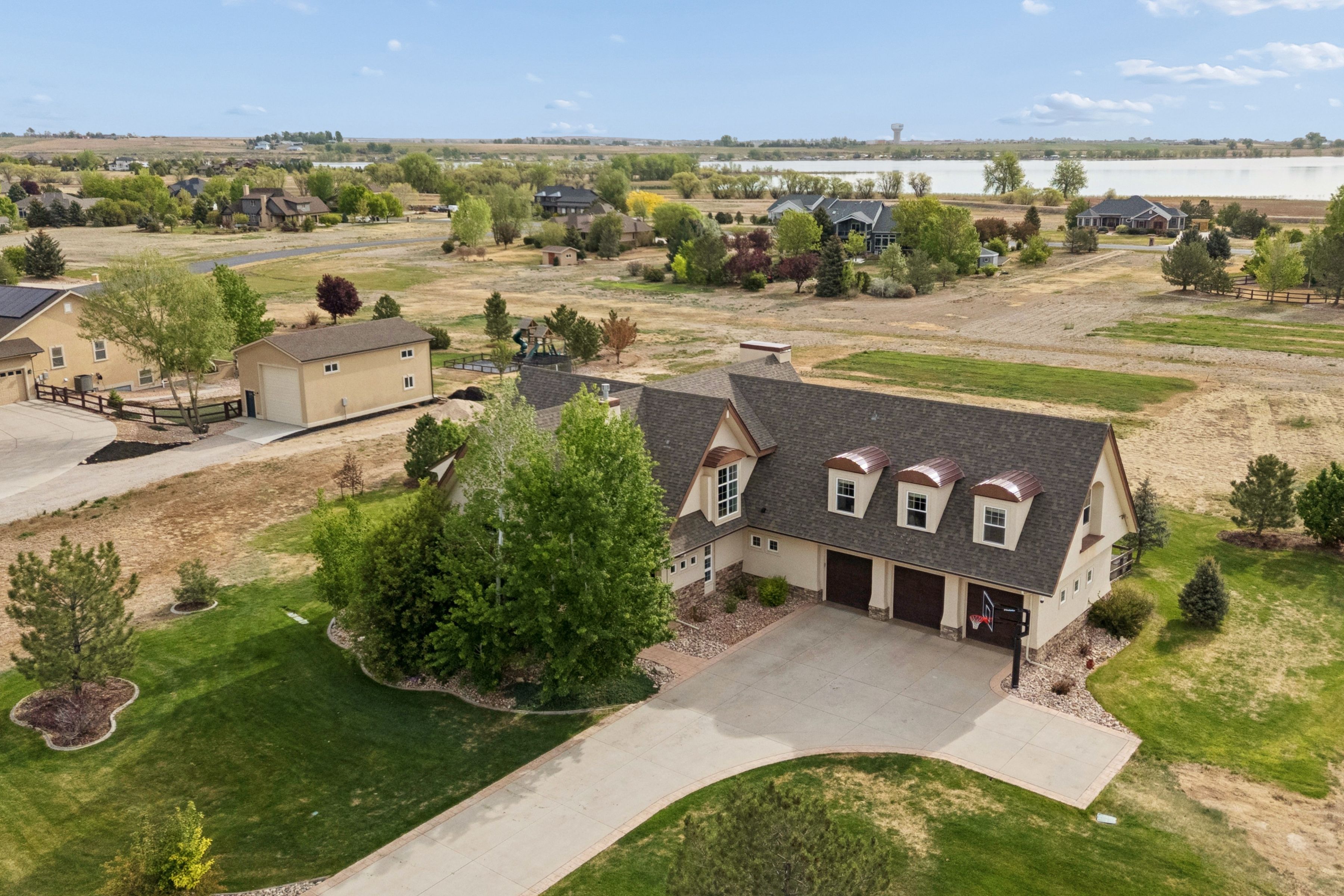  Exceptional Soaring Eagle Ranch Home - 物件實景