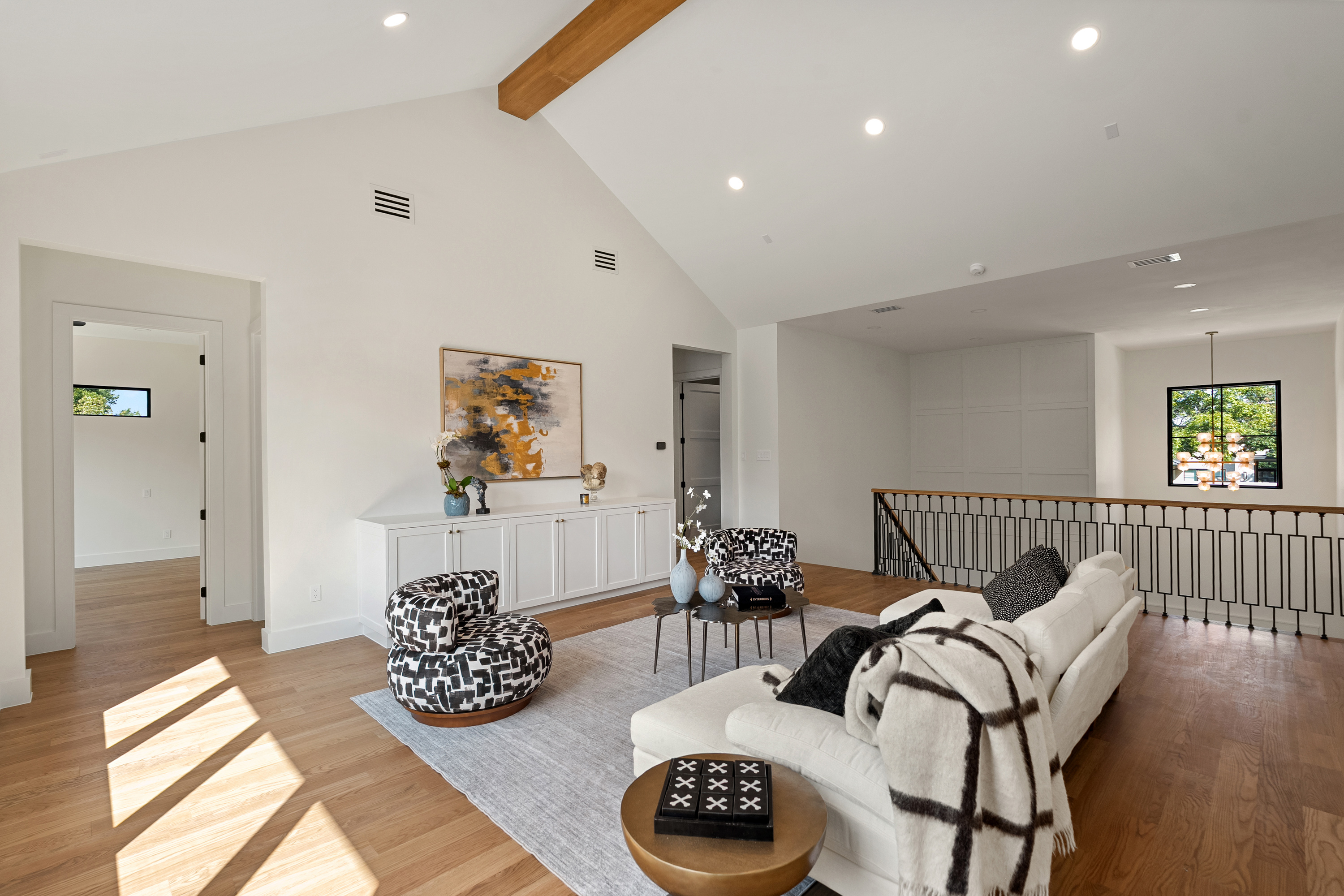  Sophisticated Transitional Design - 物件實景