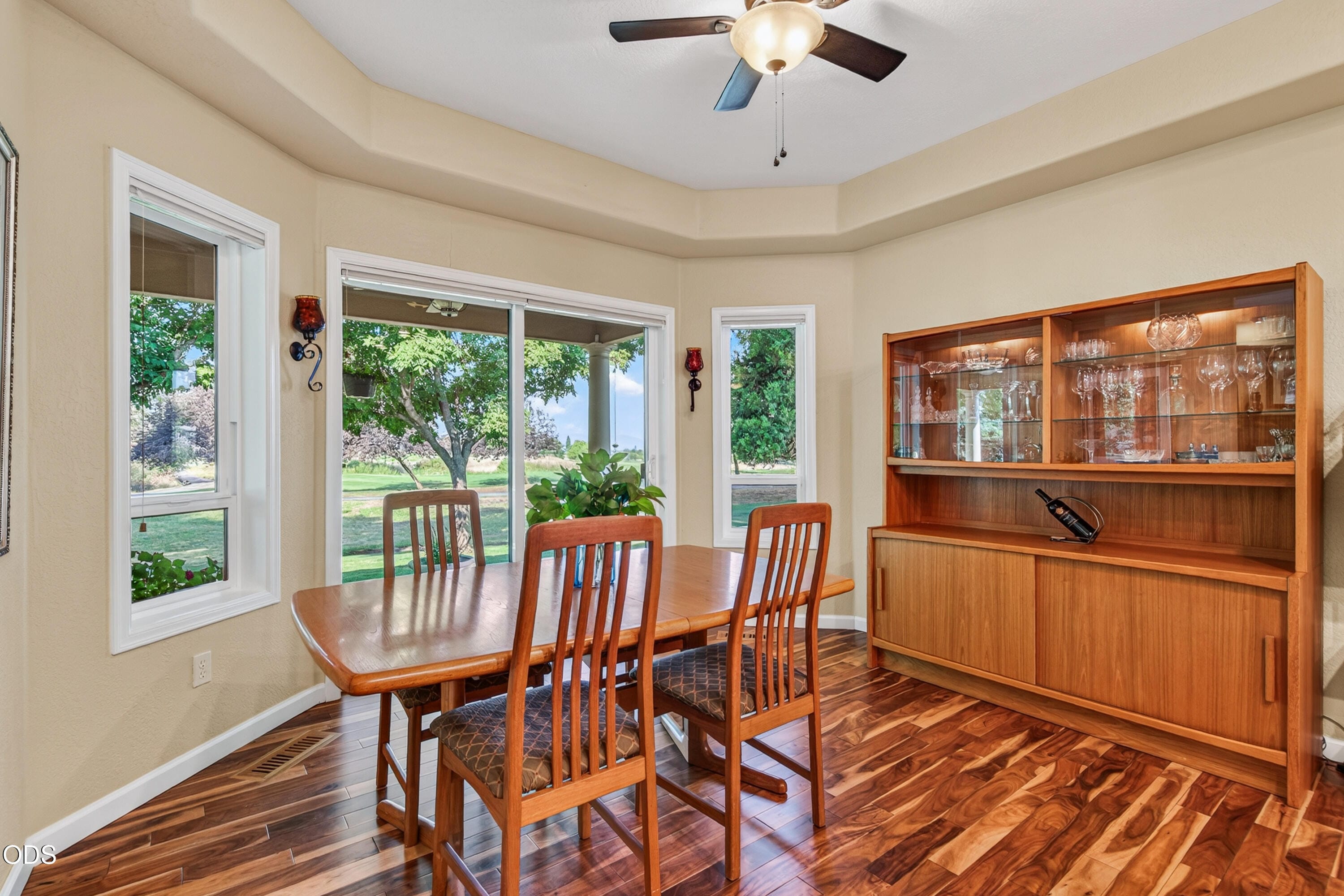  159 Princeville Drive Eagle Point, OR 97524 - 物件實景
