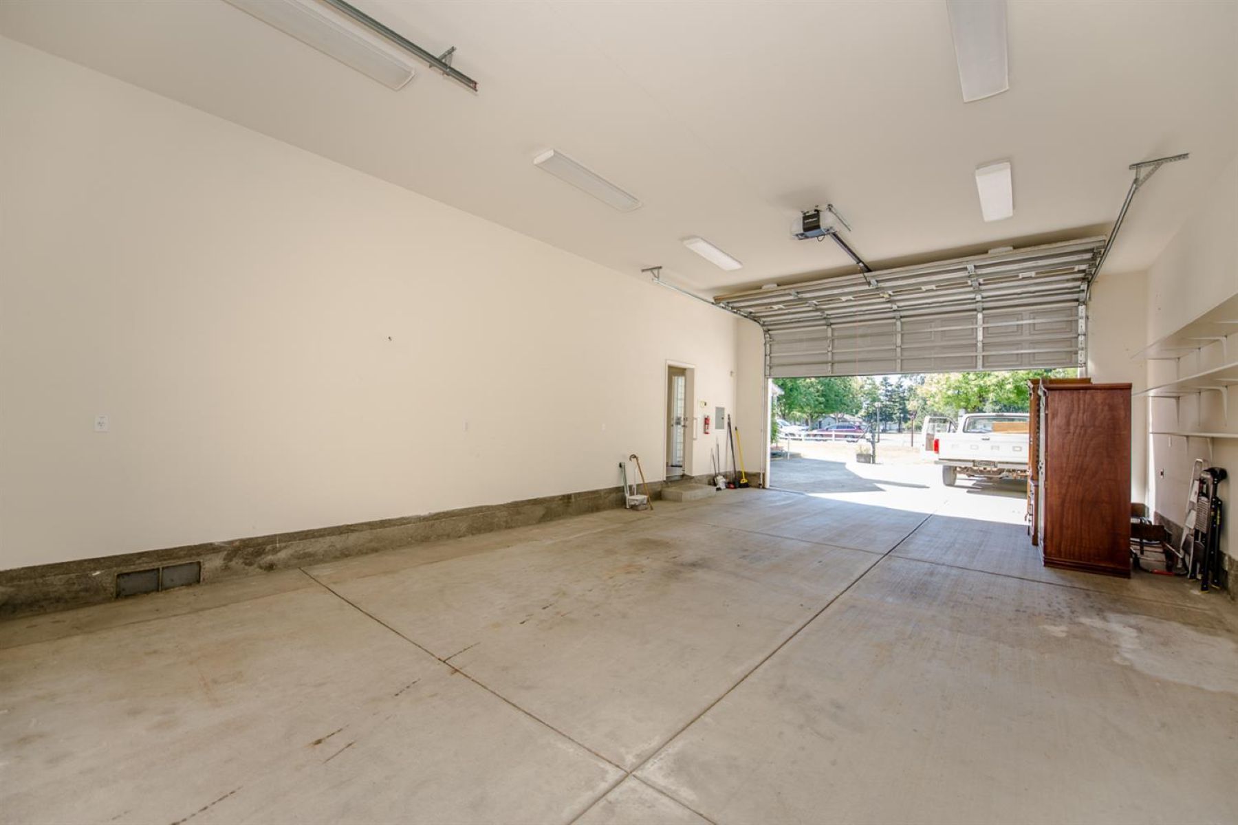  815 Woodland Avenue, Woodland, CA 95695 - 物件實景