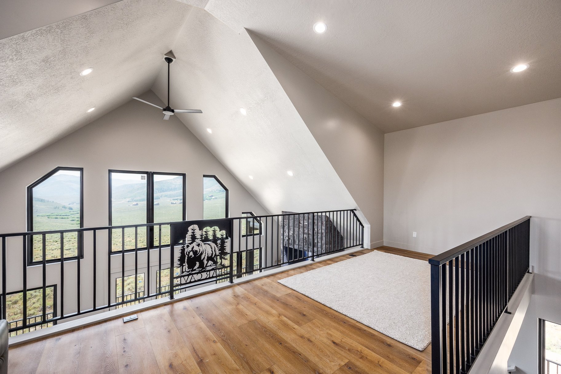  Modern Mountain Living with Panoramic Views & Scofield Reservoir Access - 物件實景