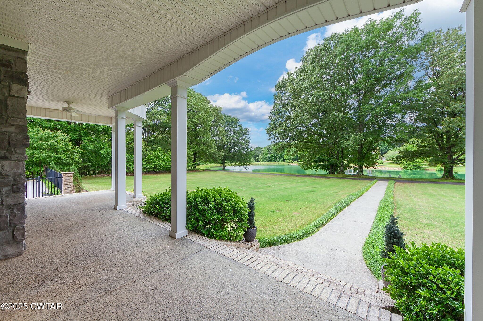 Humboldt, Tennessee, 38343, United States, 4 Bedrooms Bedrooms, ,5 BathroomsBathrooms,Residential,For Sale,1818356