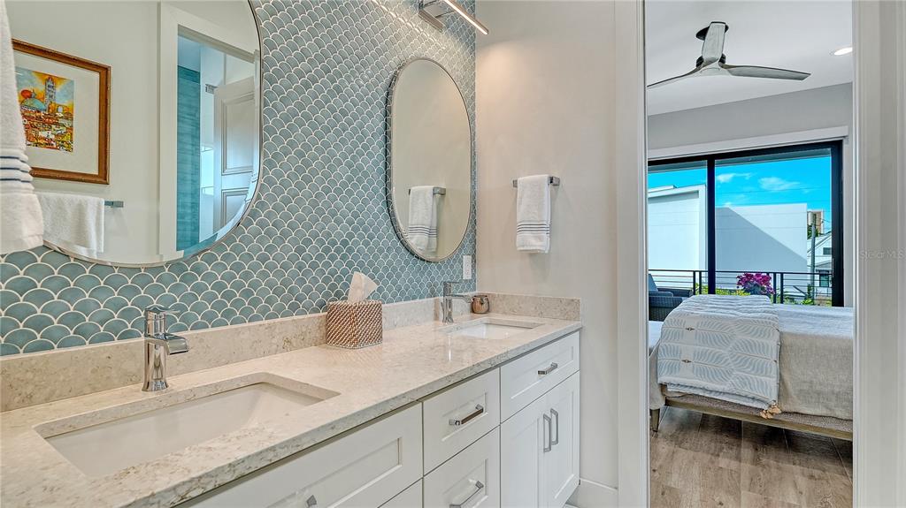 Sarasota, Florida, 34236, United States, 4 Bedrooms Bedrooms, ,4 BathroomsBathrooms,Residential,For Sale,2000414