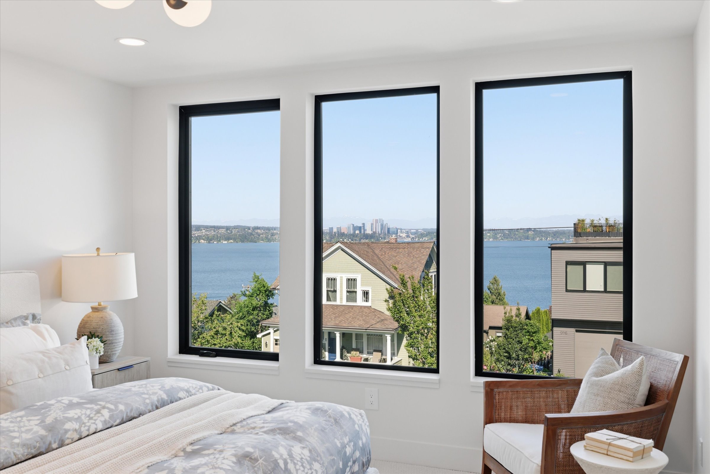  909 32nd Ave S Unit #A, Seattle, WA 98144 - 物件實景