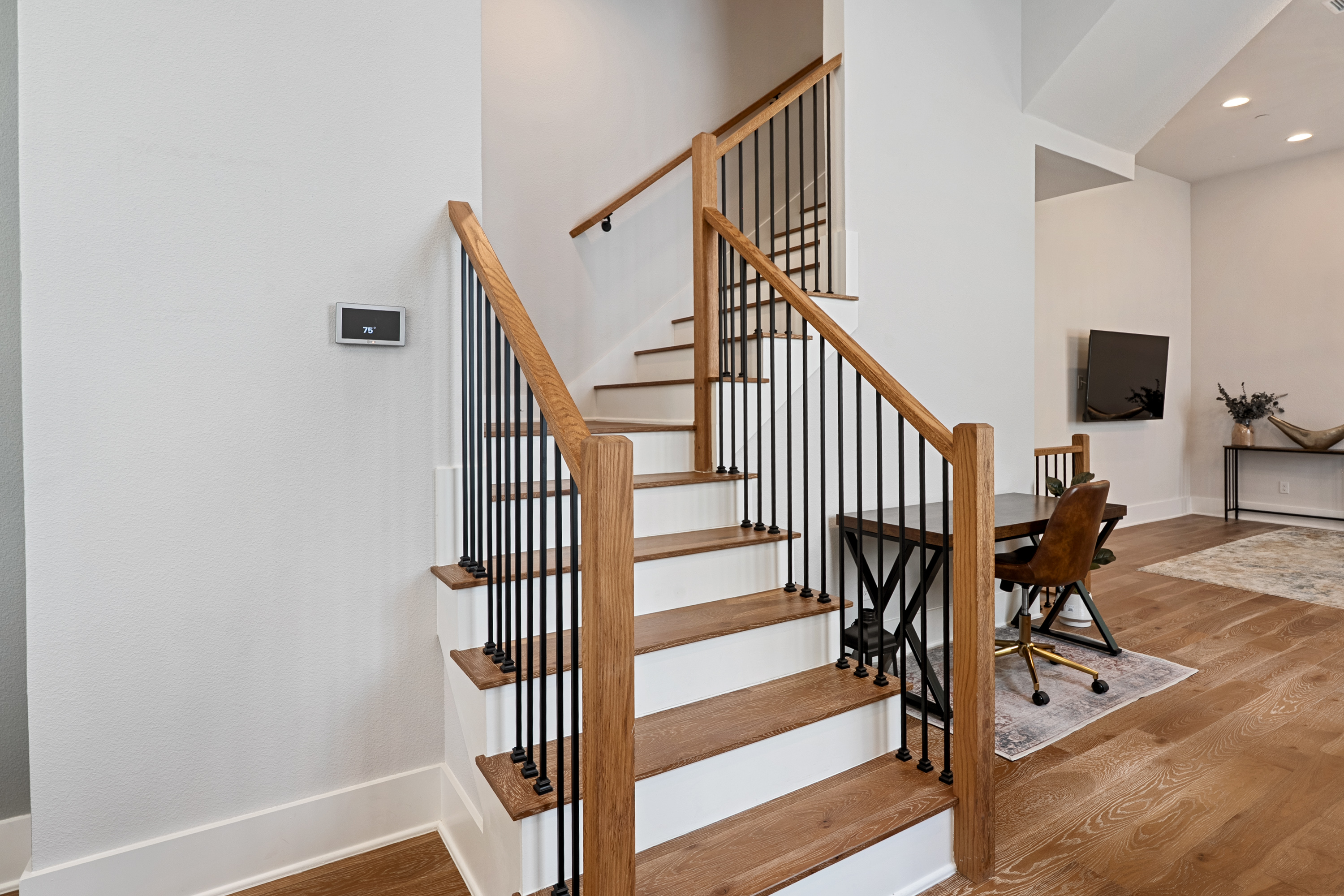  381 E. Greenbriar Lane #1001 - 物件實景
