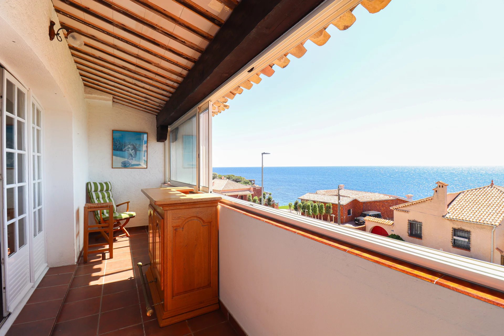 Saint-Raphaël, Provence-Alpes-Côte d’Azur, 83700, FR, 5 Bedrooms Bedrooms, ,4 BathroomsBathrooms,Residential,For Sale,1994600