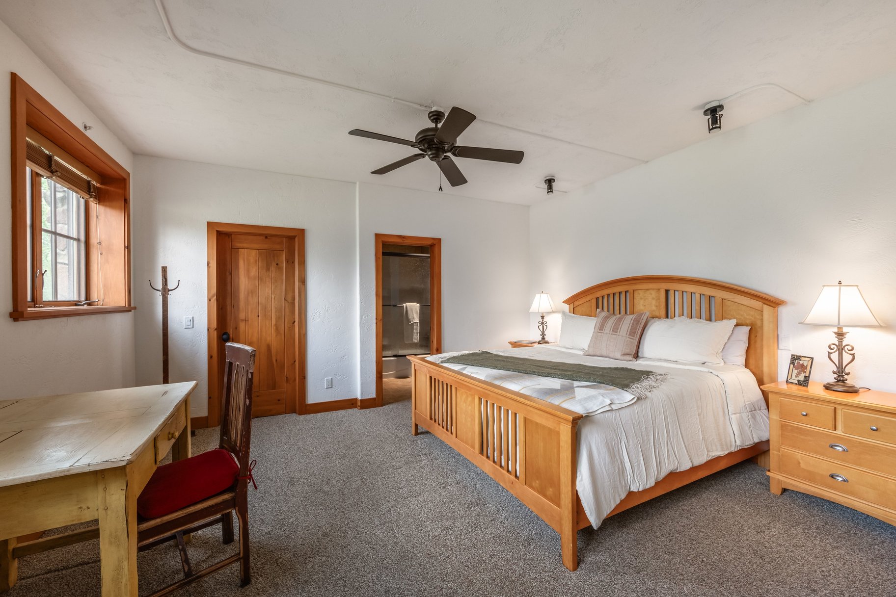  33 ACRE SOULFUL PARK CITY ESTATE WITH GRAND HOME AND GUEST HOUSE - 物件實景
