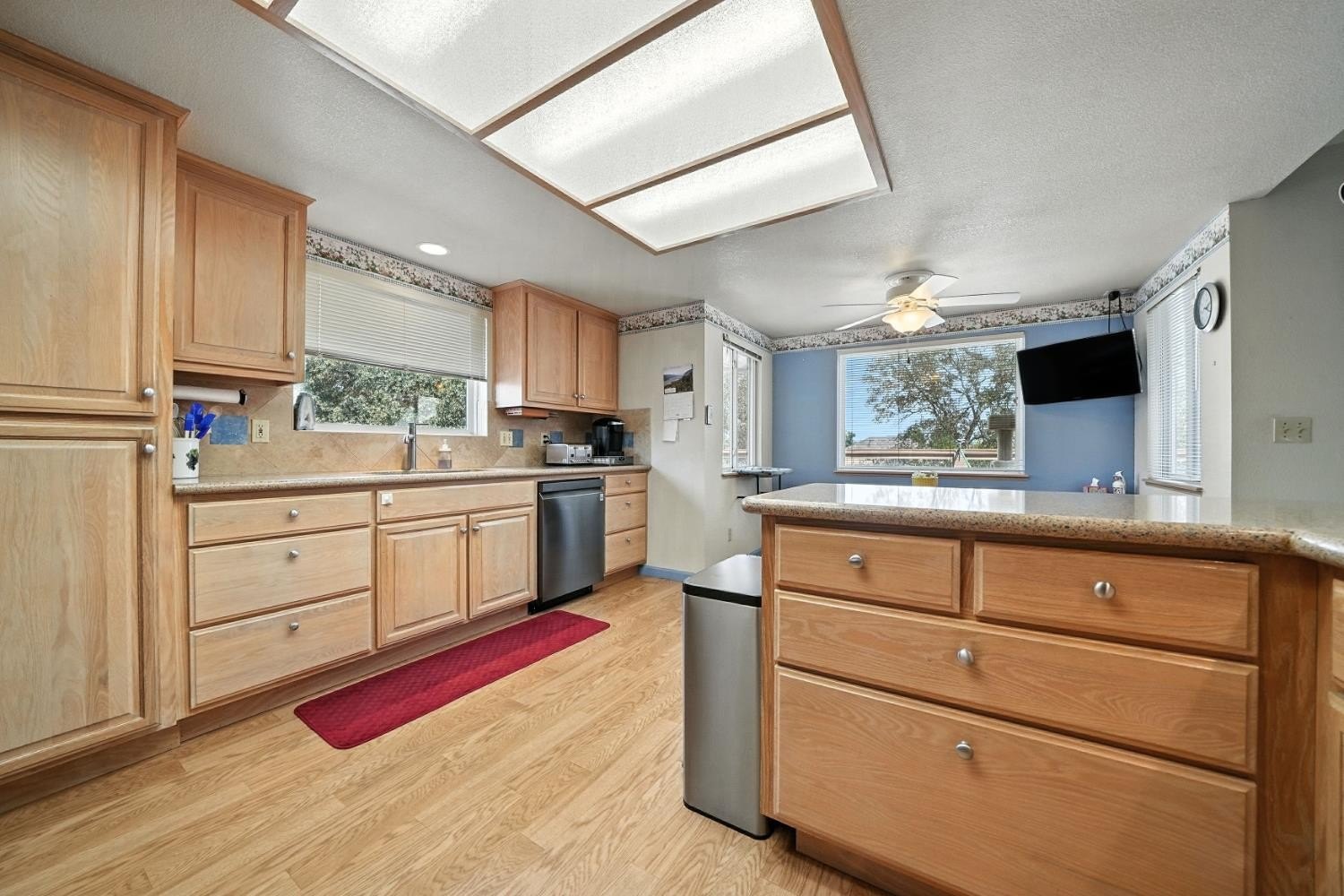 Wallace, California, 95254, United States, 4 Bedrooms Bedrooms, ,3 BathroomsBathrooms,Residential,For Sale,1976011