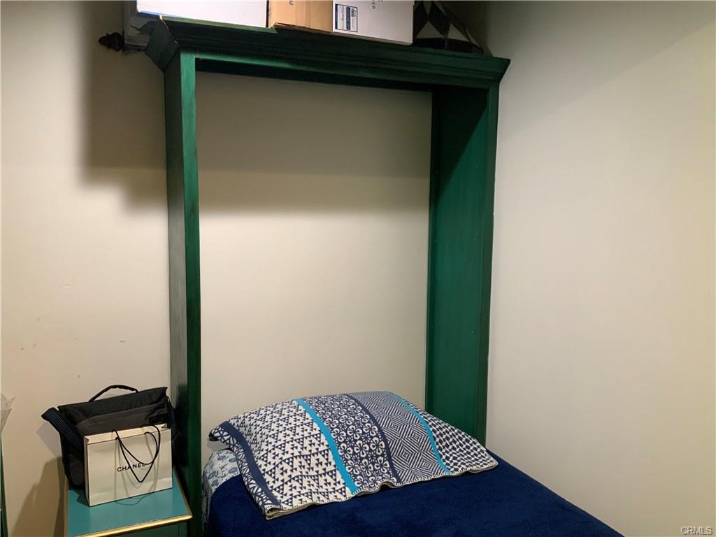 Glendale, California, 91203, United States, 1 Bedroom Bedrooms, ,1 BathroomBathrooms,Residential,For Sale,1969295