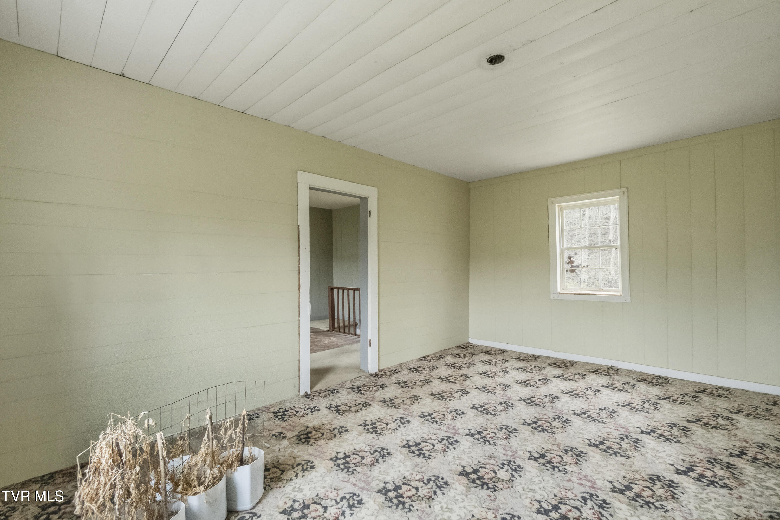Chuckey, Tennessee, 37641, United States, 2 Bedrooms Bedrooms, ,1 BathroomBathrooms,Residential,For Sale,2031681