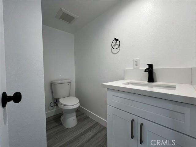 LA, California, 90008, United States, 5 Bedrooms Bedrooms, ,4 BathroomsBathrooms,Residential,For Sale,2023557