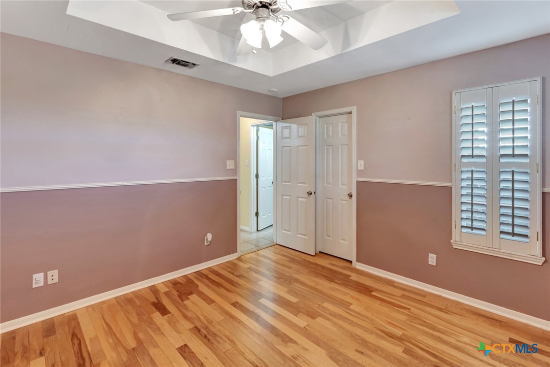 Victoria, Texas, 77904, United States, 3 Bedrooms Bedrooms, ,3 BathroomsBathrooms,Residential,For Sale,1989314