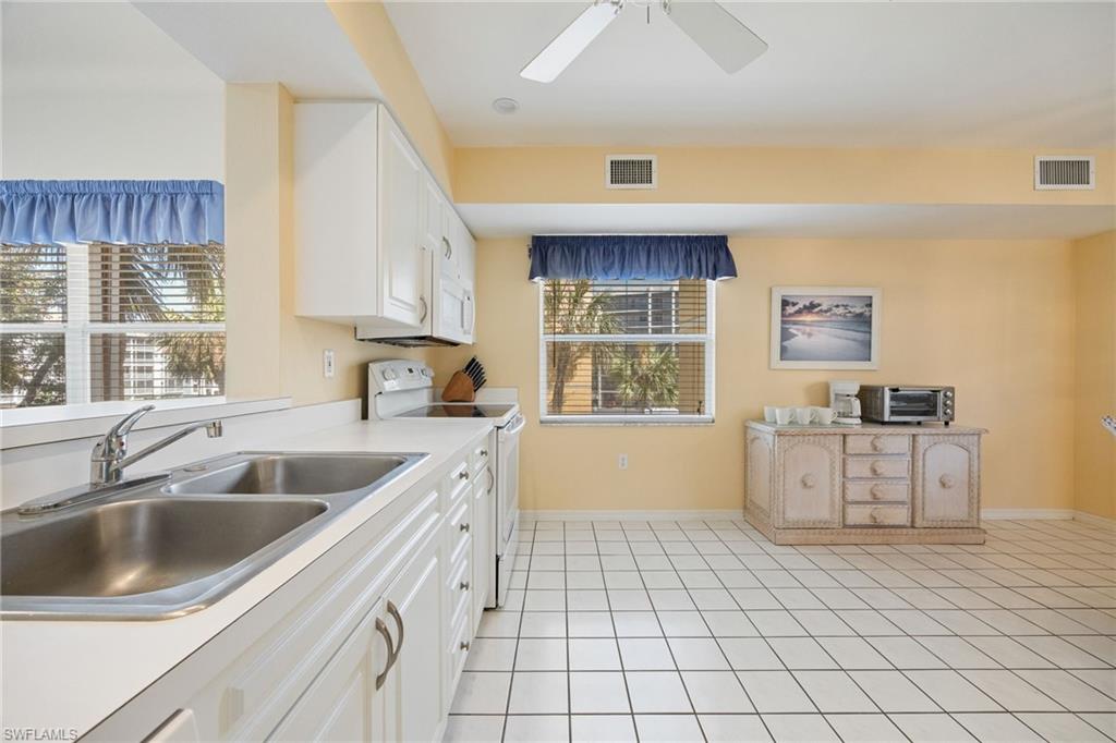 Fort Myers Beach, Florida, 33931, United States, 2 Bedrooms Bedrooms, ,2 BathroomsBathrooms,Residential,For Sale,1787356