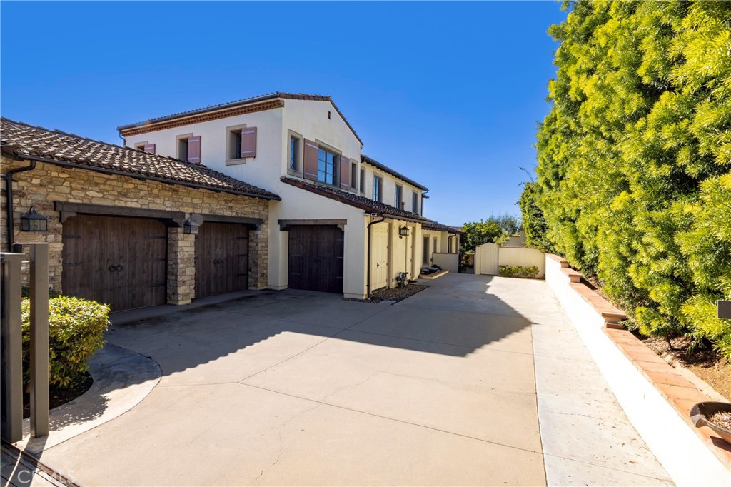 Irvine, California, 92603, United States, 7 Bedrooms Bedrooms, ,8 BathroomsBathrooms,Residential,For Sale,1991295