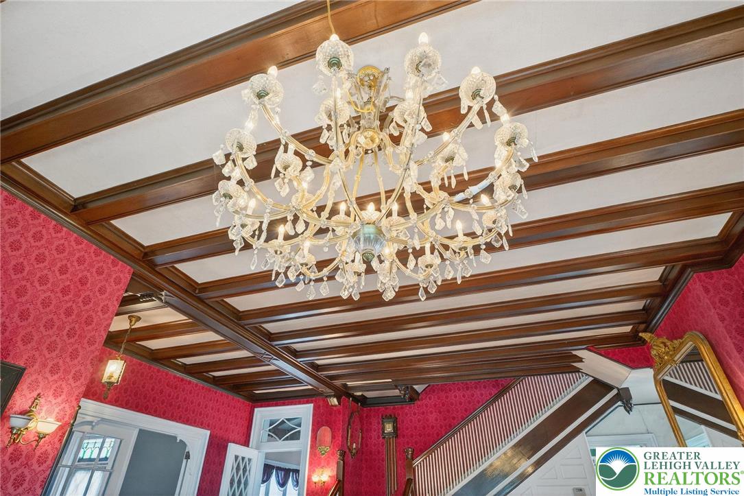 Jim Thorpe Boro, Pennsylvania, 18229, United States, 7 Bedrooms Bedrooms, ,3 BathroomsBathrooms,Residential,For Sale,1903669