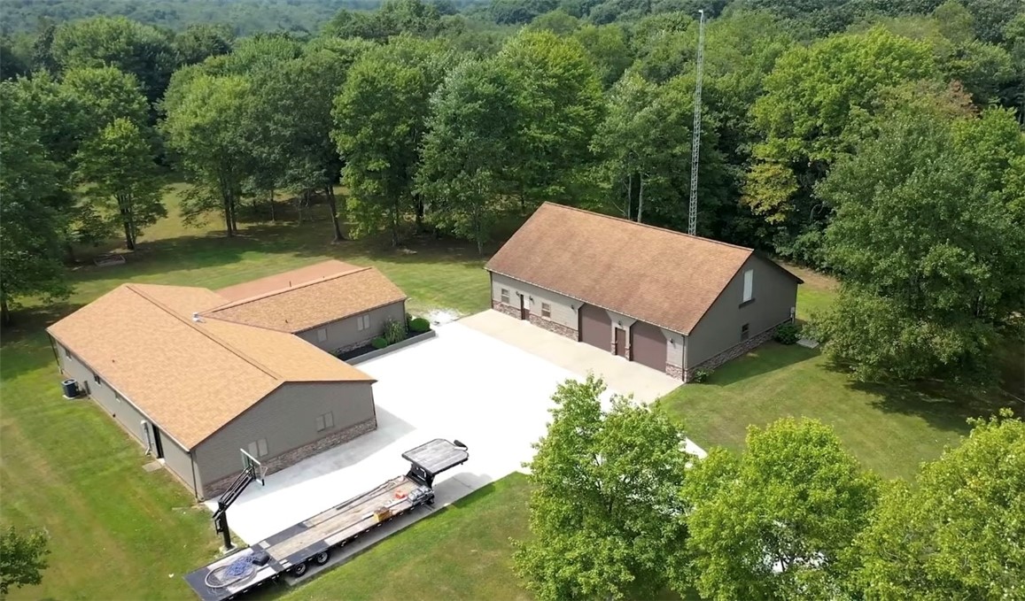Oakland Twp, Pennsylvania, 16025, United States, 4 Bedrooms Bedrooms, ,4 BathroomsBathrooms,Residential,For Sale,1912471