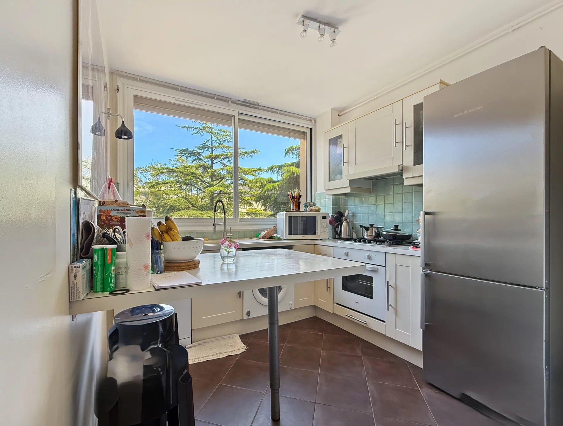 Suresnes, Île-de-France, 92150, FR, 3 Bedrooms Bedrooms, ,3 BathroomsBathrooms,Residential,For Sale,1933356