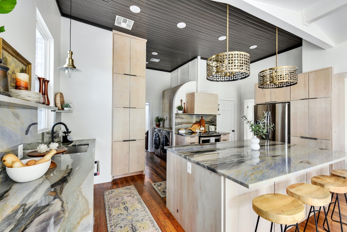 Austin, Texas, 78727, United States, 3 Bedrooms Bedrooms, ,3 BathroomsBathrooms,Residential,For Sale,1940993
