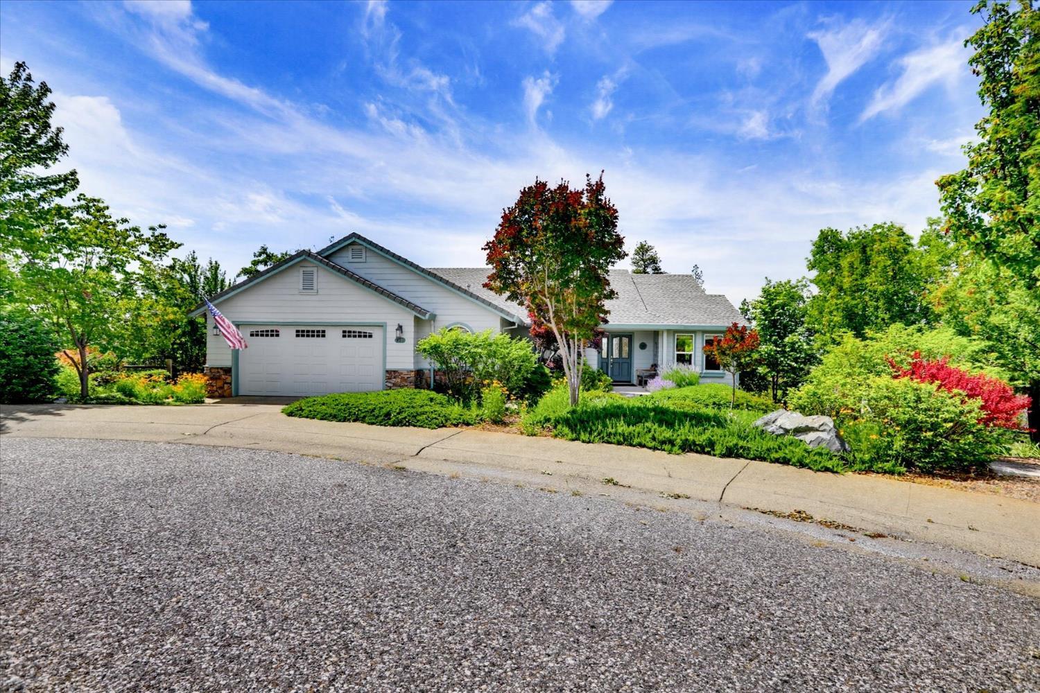 Grass Valley, California, 95945, United States, 3 Bedrooms Bedrooms, ,2 BathroomsBathrooms,Residential,For Sale,2048773