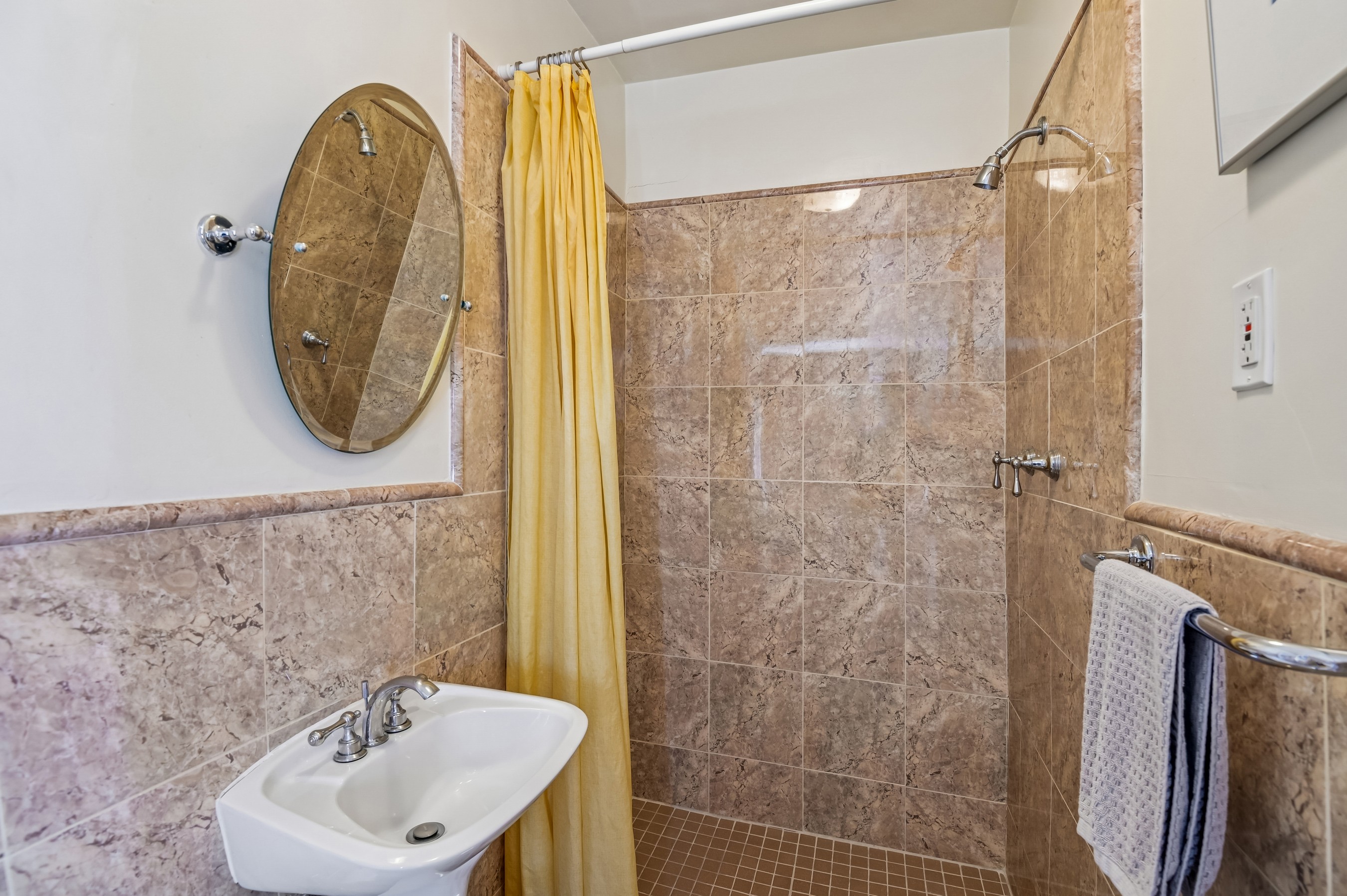  GREATER HOMELAND HISTORIC DISTRICT - 物件實景