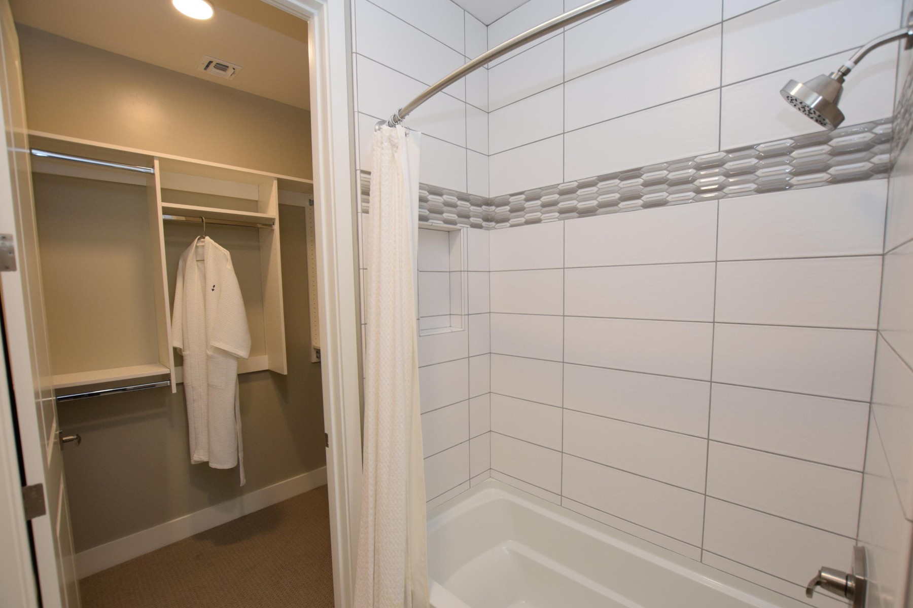  5250 E Deer Valley Drive  Phoenix, AZ - 物件實景