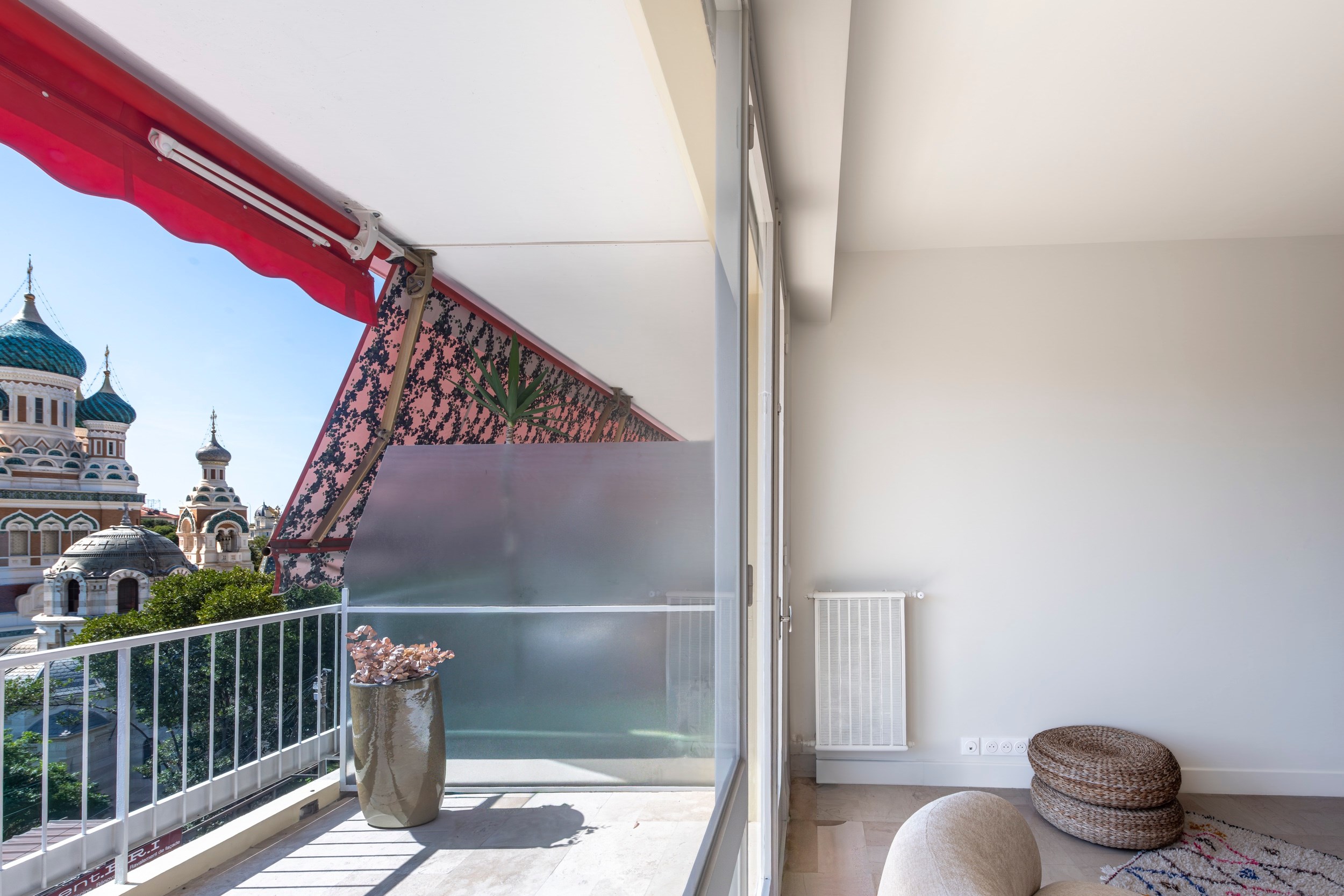  Parc Impérial - Exclusive listing: renovated 2-bed apartment with terrace and v… - 物件實景